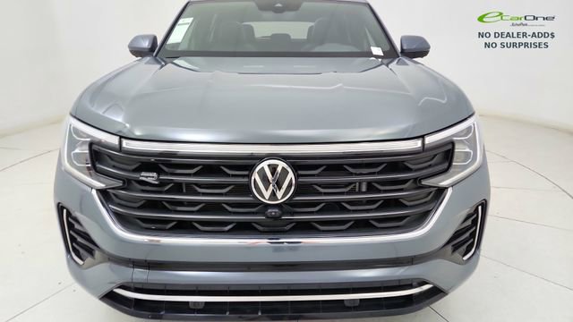 Used 2025 Volkswagen Atlas Cross Sport SEL Premium R-Line AWD/4WD image 9