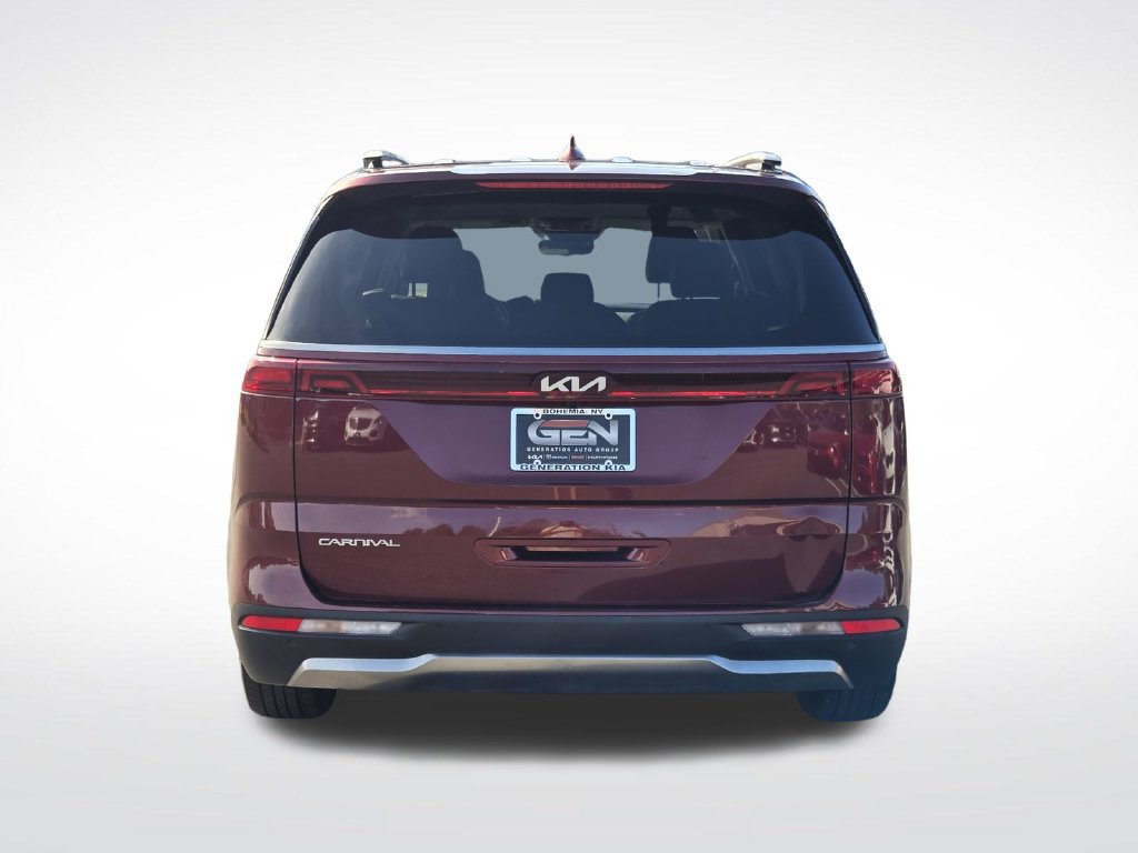 Certified 2024 Kia Carnival SX FWD image 6