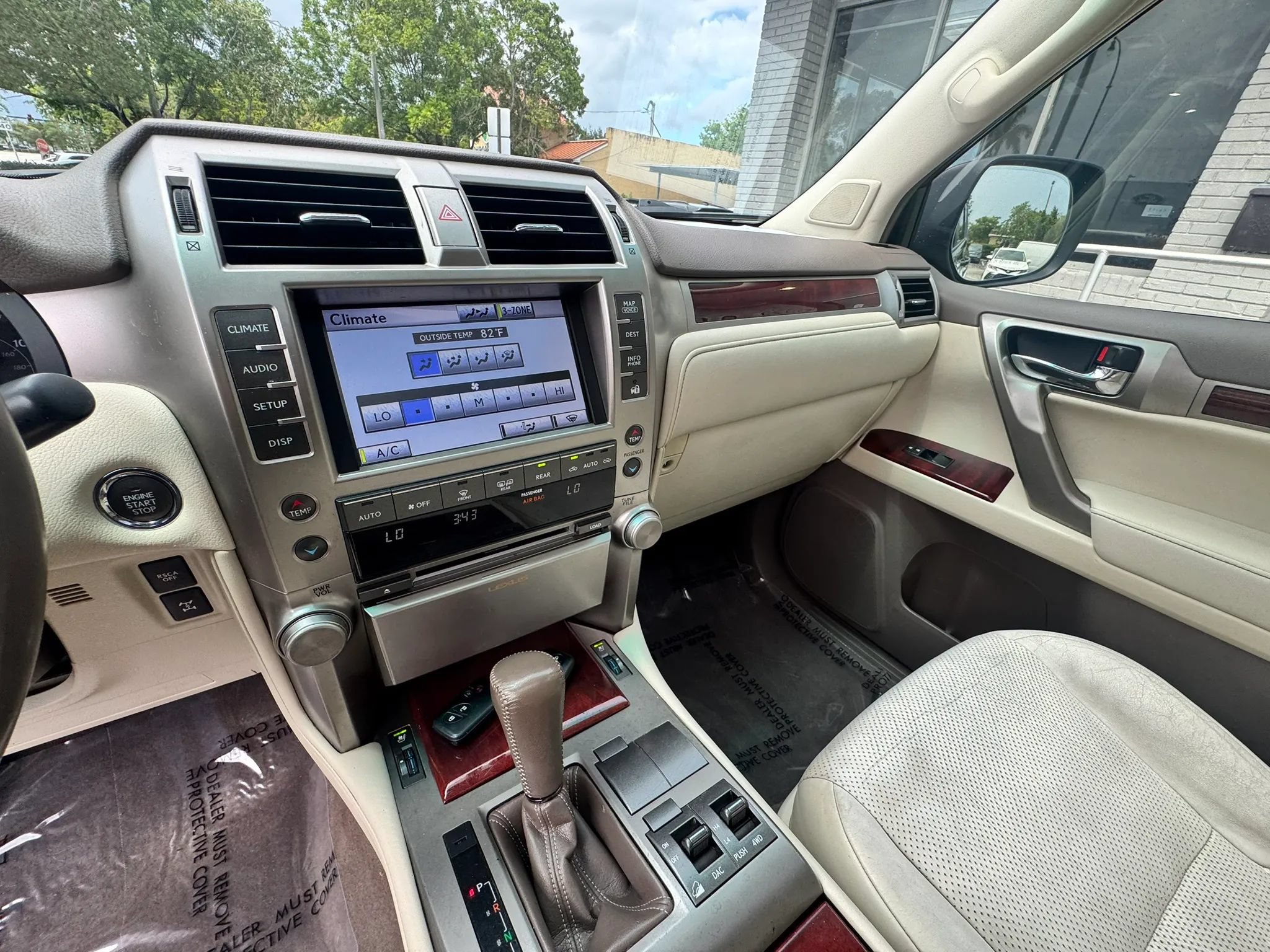 Used 2013 Lexus GX 460 w/ Comfort Plus Pkg AWD/4WD image 25