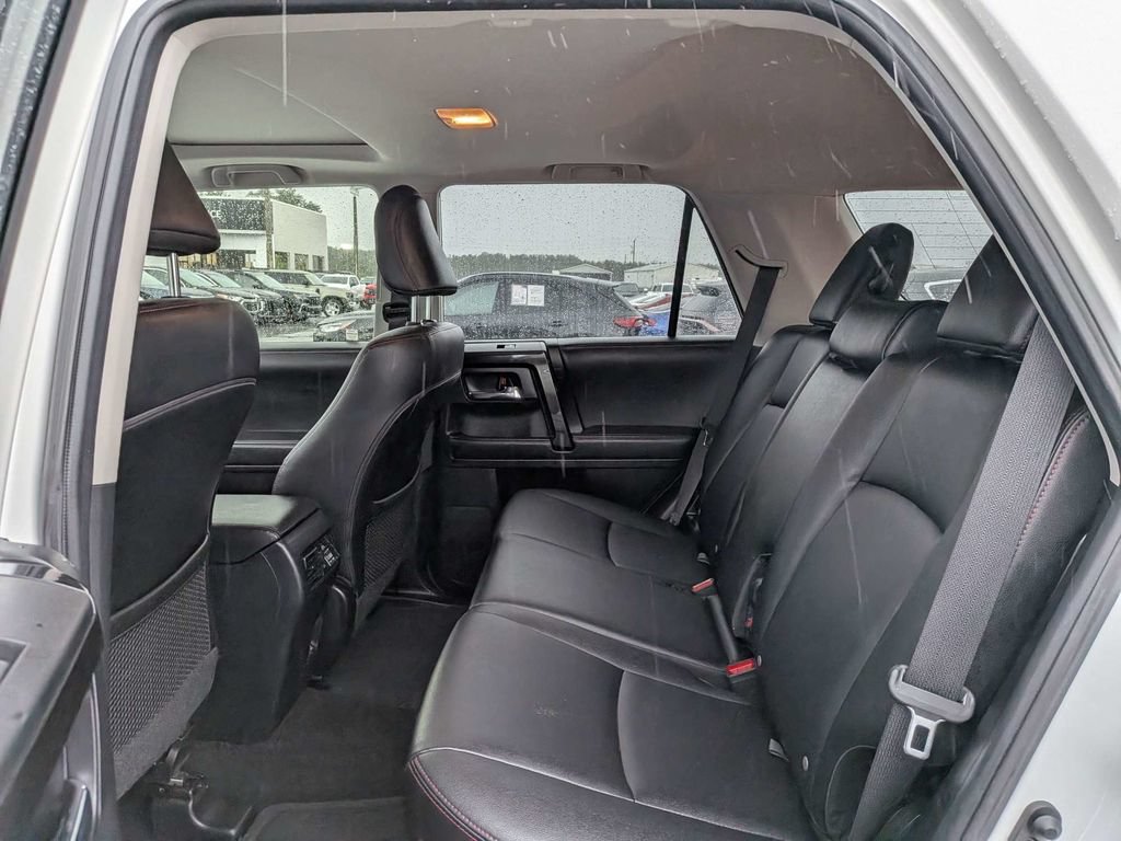 Used 2020 Toyota 4Runner Venture w/ Moonroof Package AWD/4WD image 13