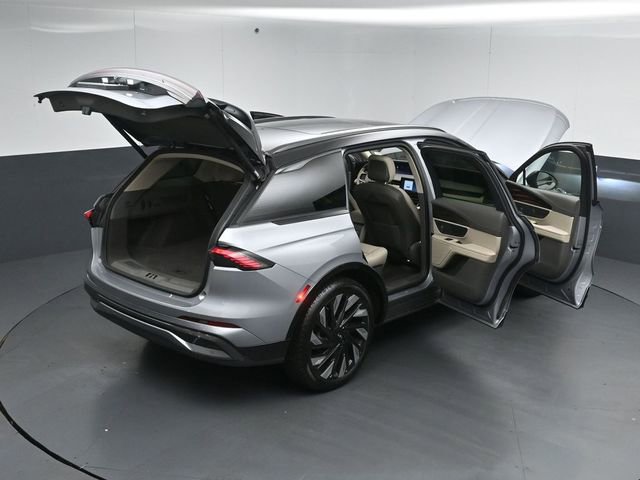 Certified 2025 Lincoln Nautilus Reserve w/ Jet Appearance Package AWD/4WD image 56