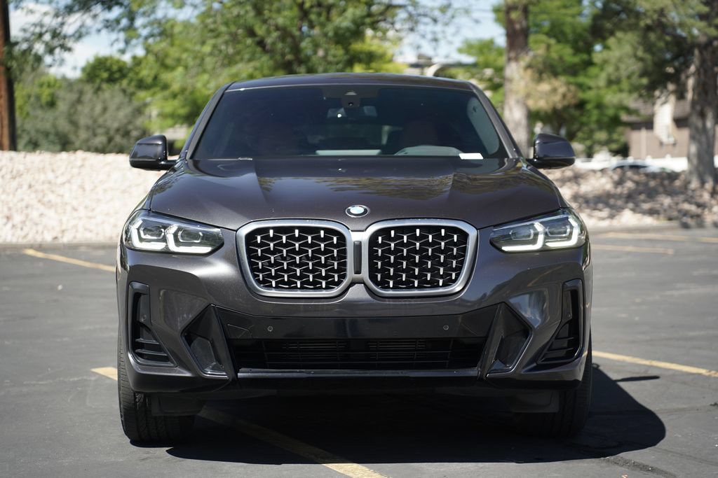 Used 2024 BMW X4 xDrive30i w/ Premium Package AWD/4WD image 8