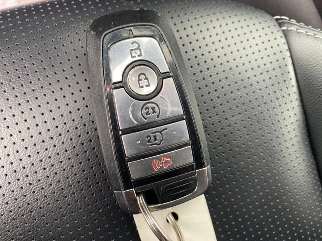 Used 2023 Ford Escape Platinum AWD/4WD image 24