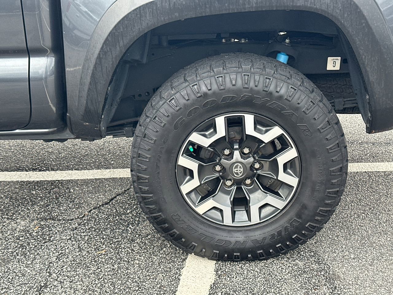 Used 2020 Toyota Tacoma TRD Off-Road image 19