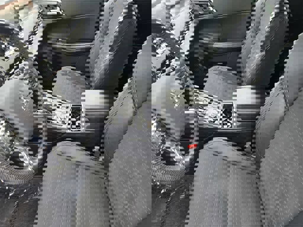 Used 2023 Mitsubishi Outlander SE image 16