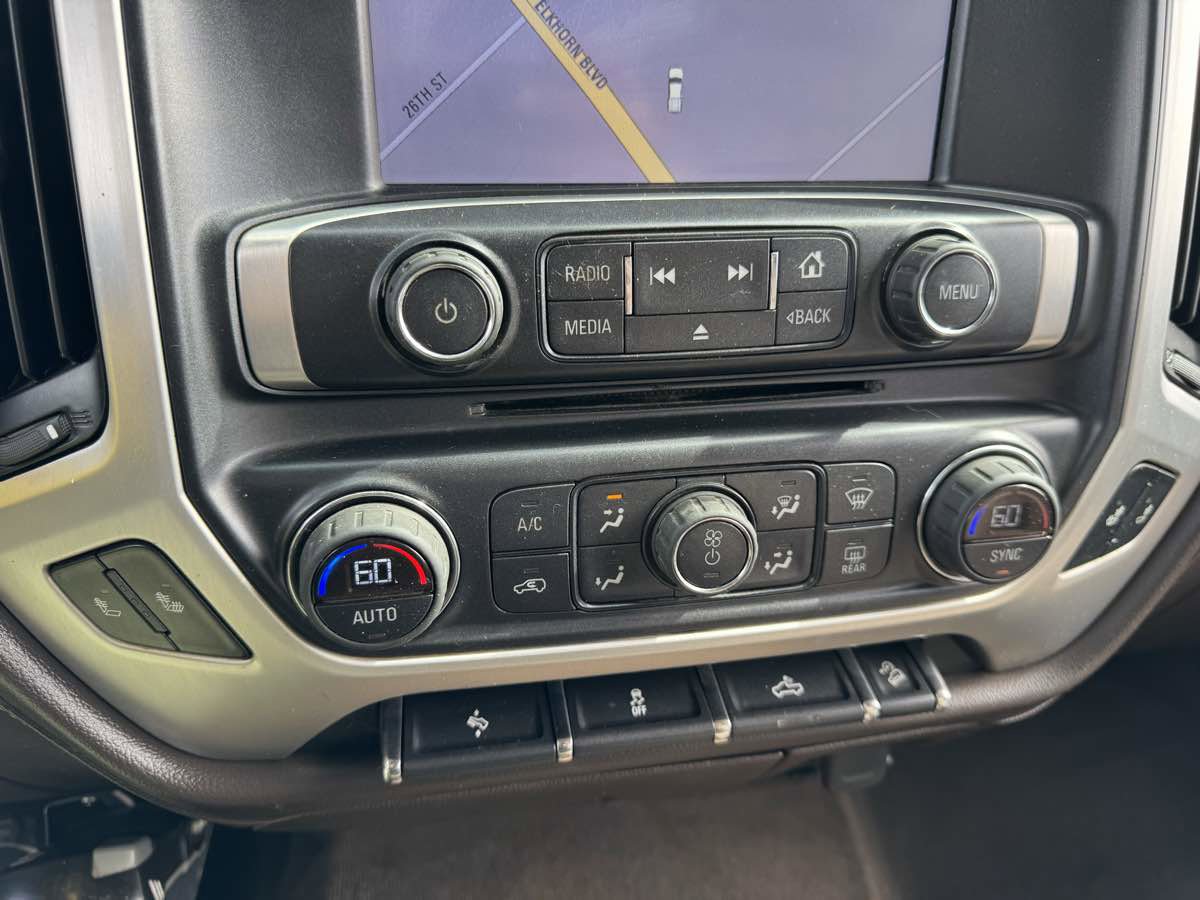 Used 2015 GMC Sierra 1500 SLT w/ Suspension Package, Off-Road image 27