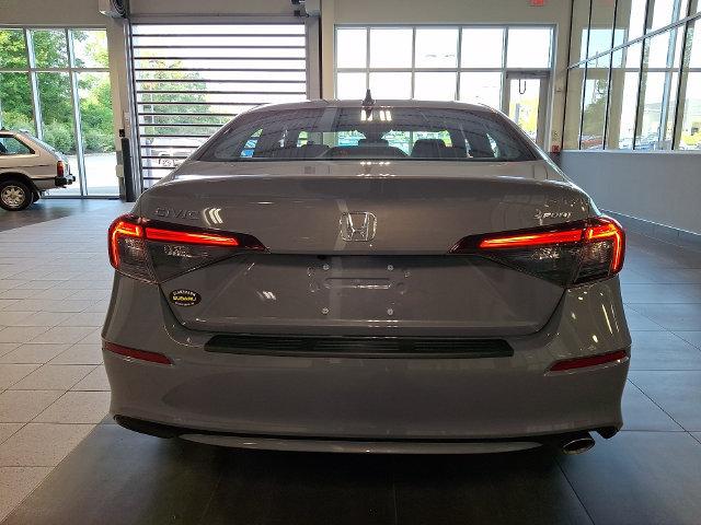 Used 2025 Honda Civic Sport image 5