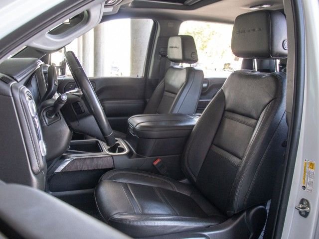 Used 2023 GMC Sierra 3500 Denali AWD/4WD image 10
