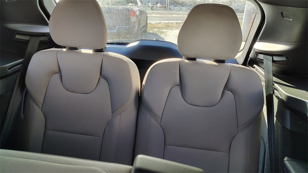 New 2026 Volvo XC90 B6 Plus image 28