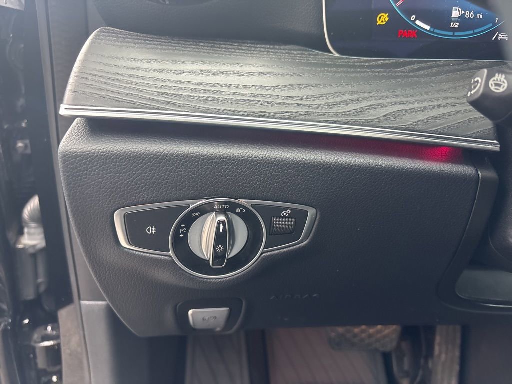 Used 2023 Mercedes-Benz E 350 4MATIC Sedan image 15
