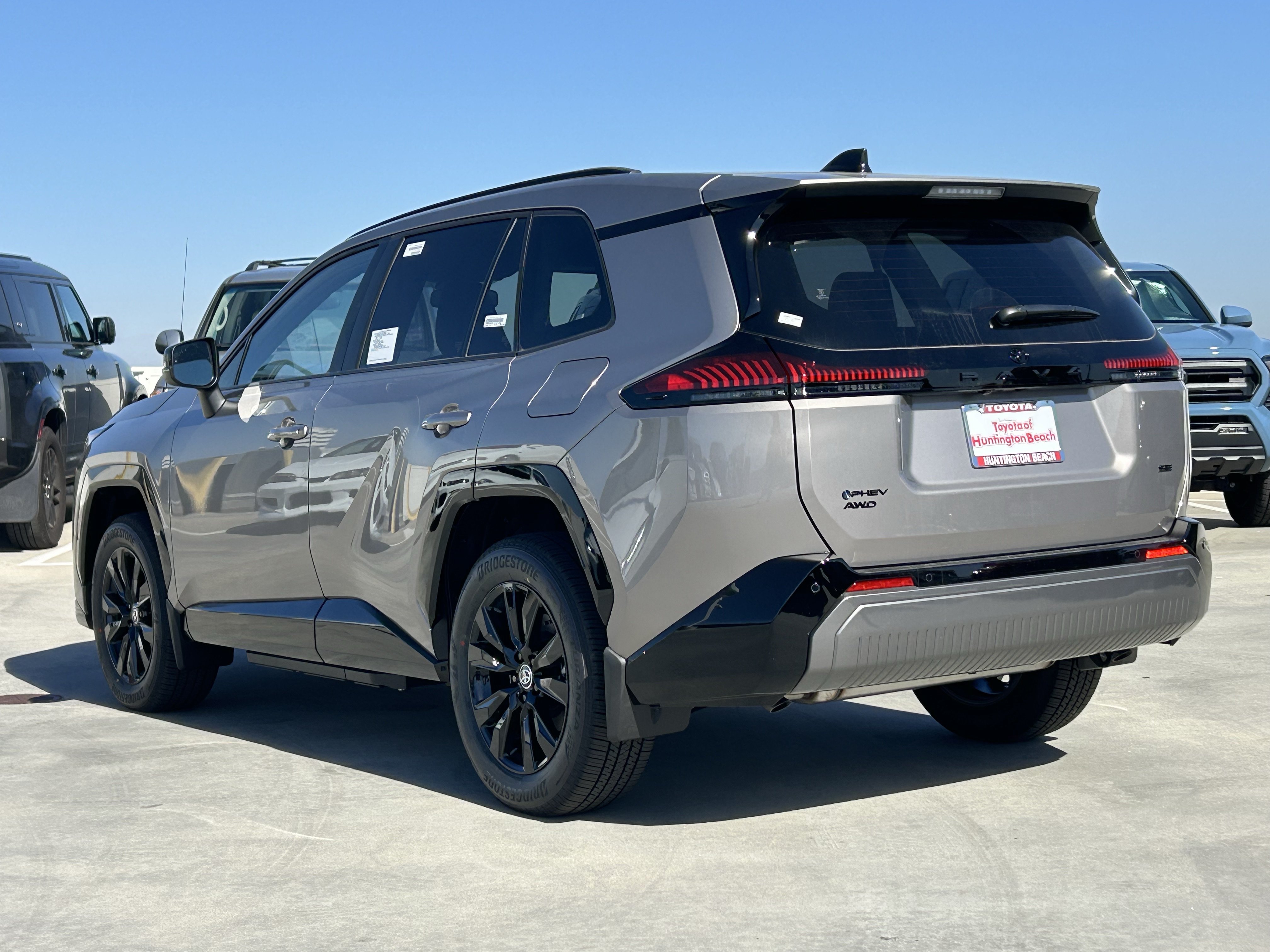 New 2026 Toyota RAV4 SE w/ Weather Package AWD/4WD image 5