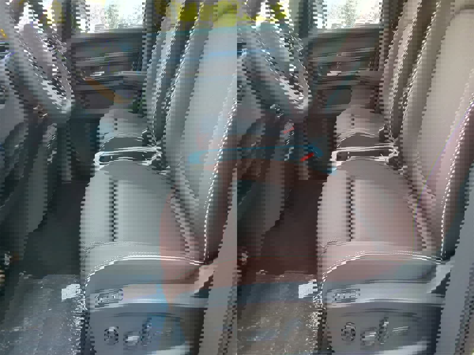 New 2025 Volkswagen ID. Buzz Pro S image 17