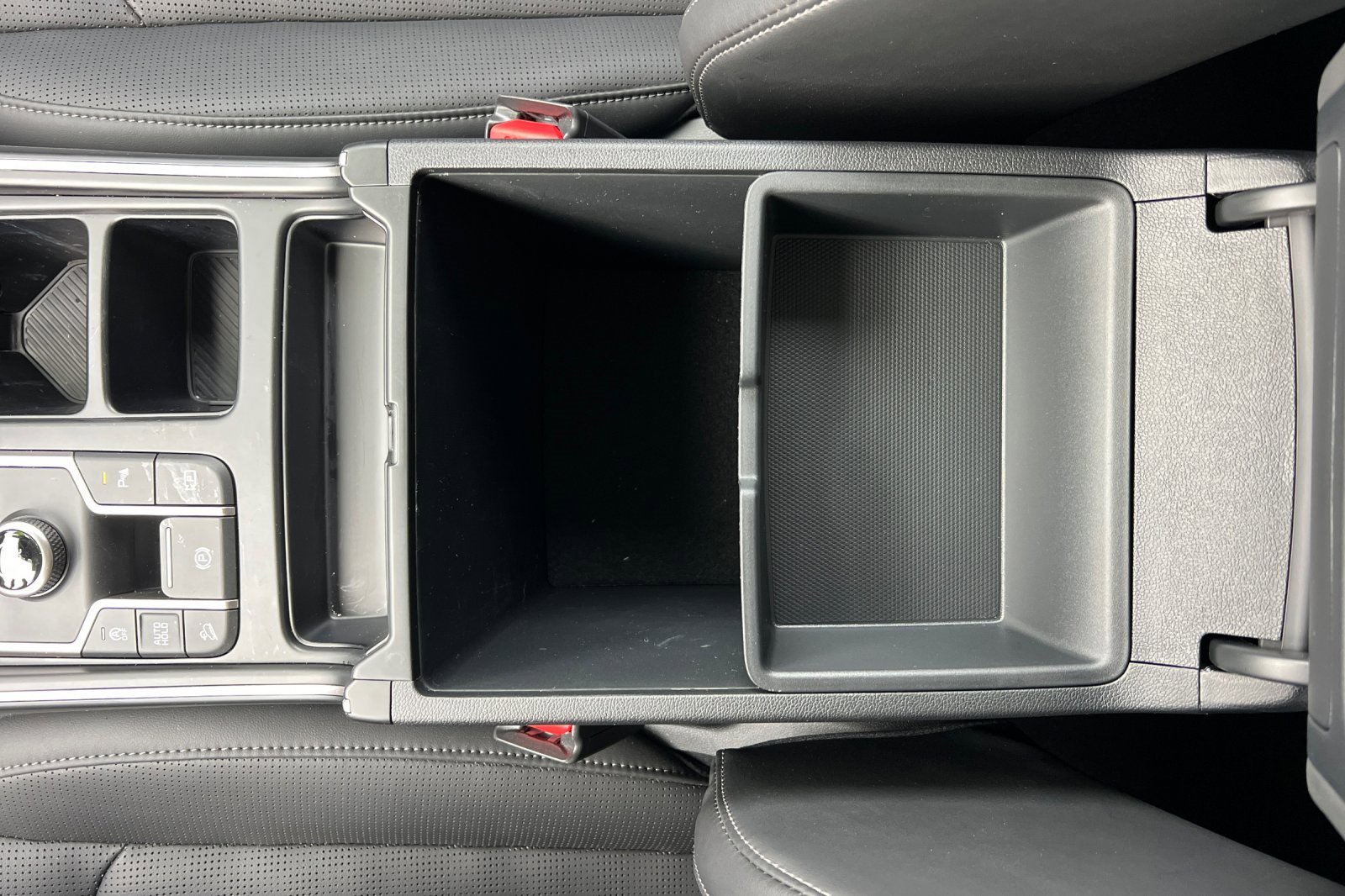 Certified 2025 Kia Sorento S image 34