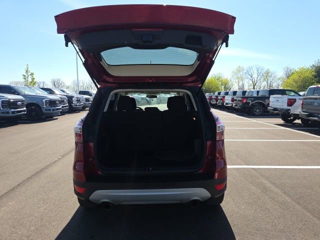 Used 2018 Ford Escape SE image 10