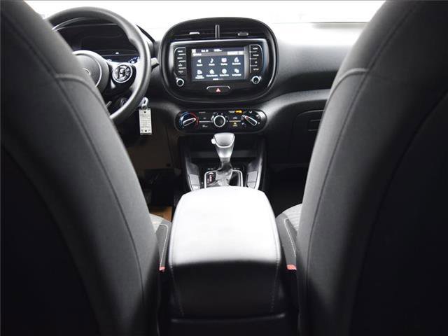 Used 2021 Kia Soul S image 26