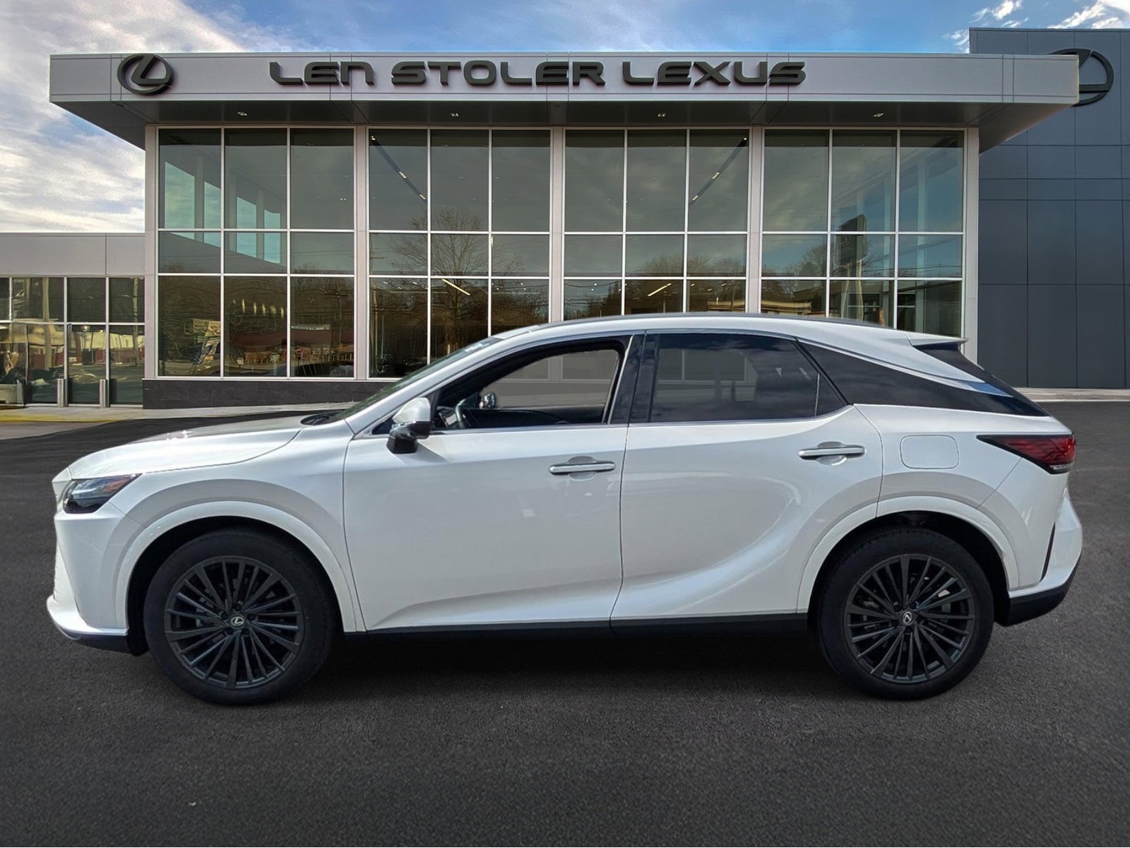 Used 2025 Lexus RX 350 Premium w/ Convenience Package image 6