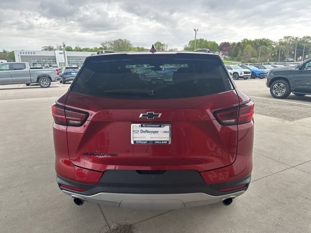 New 2026 Chevrolet Blazer LT w/ Convenience Package AWD/4WD image 8