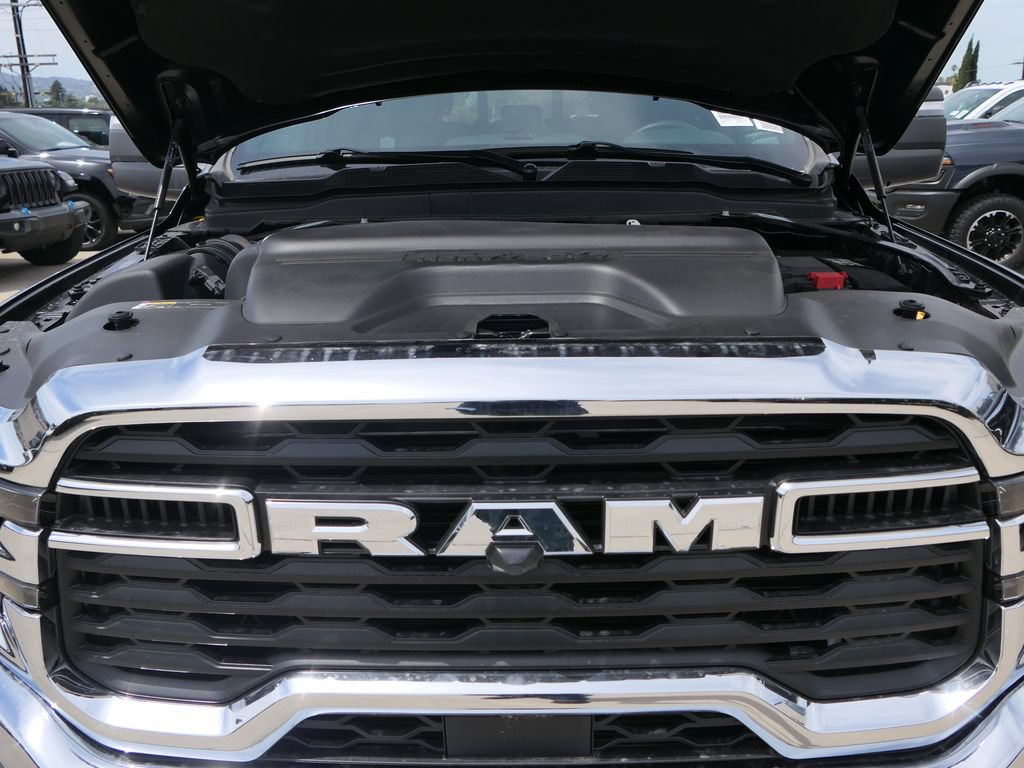 New 2026 RAM 3500 Tradesman AWD/4WD image 26