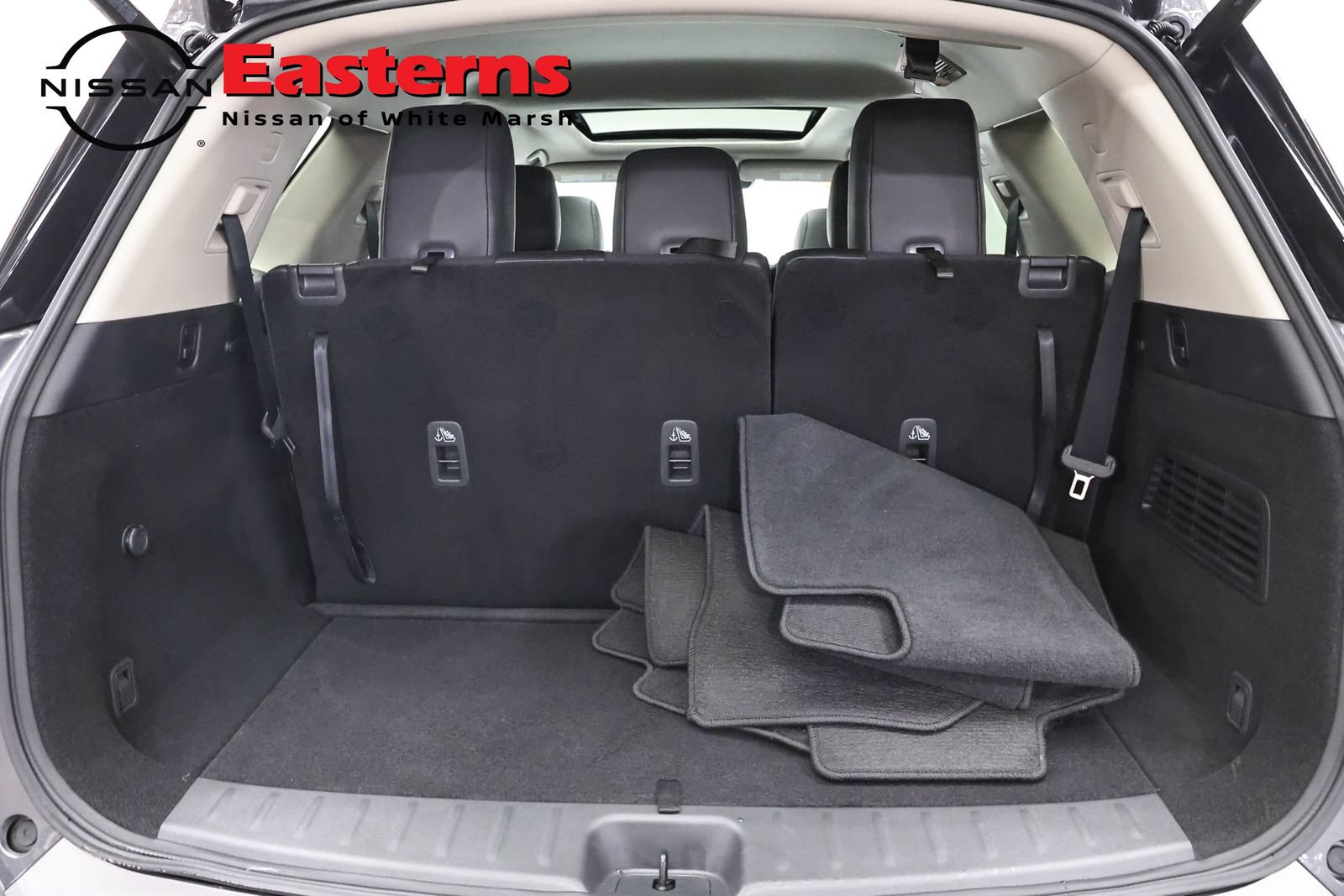 Used 2024 Nissan Pathfinder SL AWD/4WD image 84
