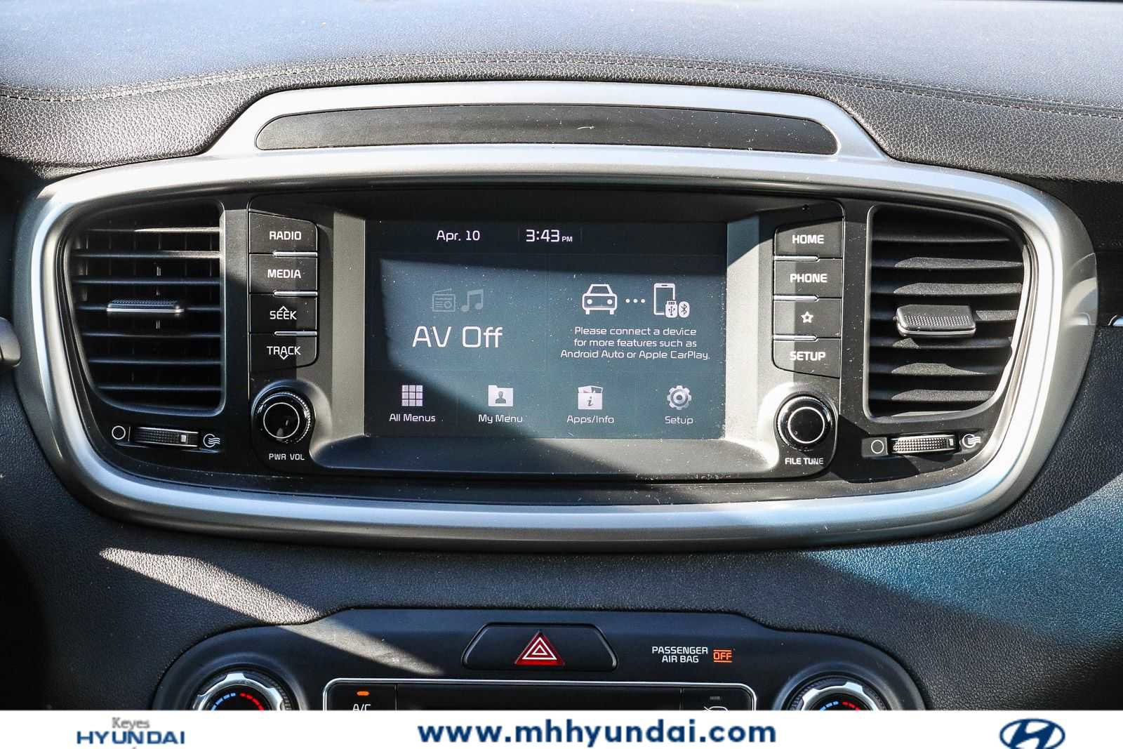 Used 2019 Kia Sorento LX FWD image 14