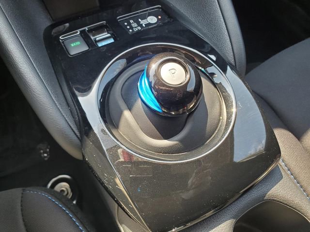 Certified 2023 Nissan Leaf SV Plus image 21