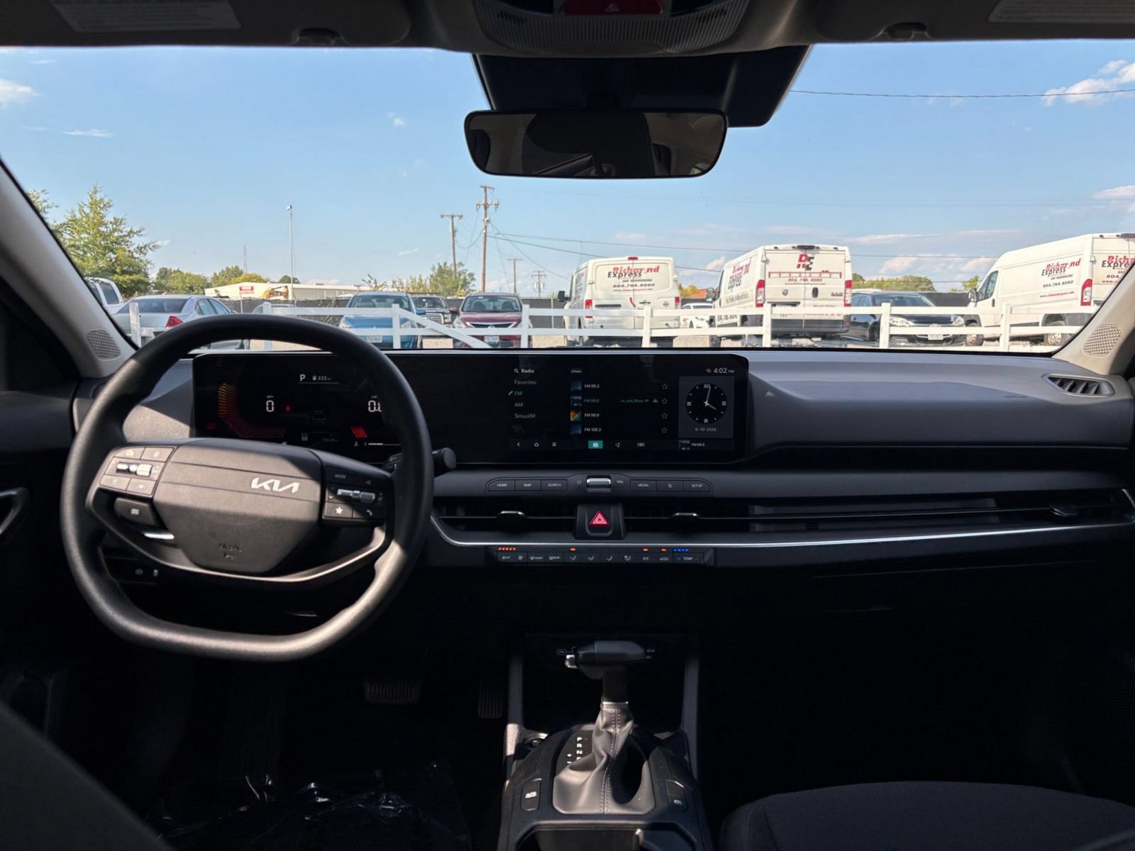 Used 2026 Kia K4 FWD image 31
