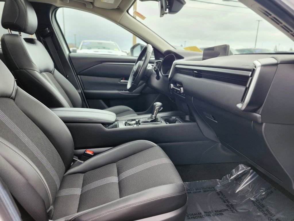 Used 2024 MAZDA CX-50 AWD 2.5 S w/ Weather Package image 9