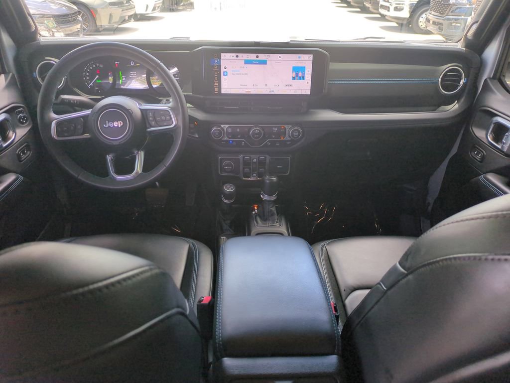 Used 2024 Jeep Wrangler High Altitude AWD/4WD image 16