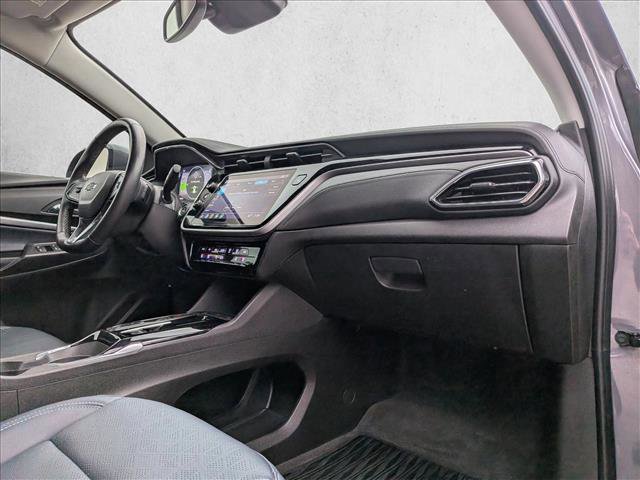 Certified 2022 Chevrolet Bolt EUV LT w/ Convenience Package image 22