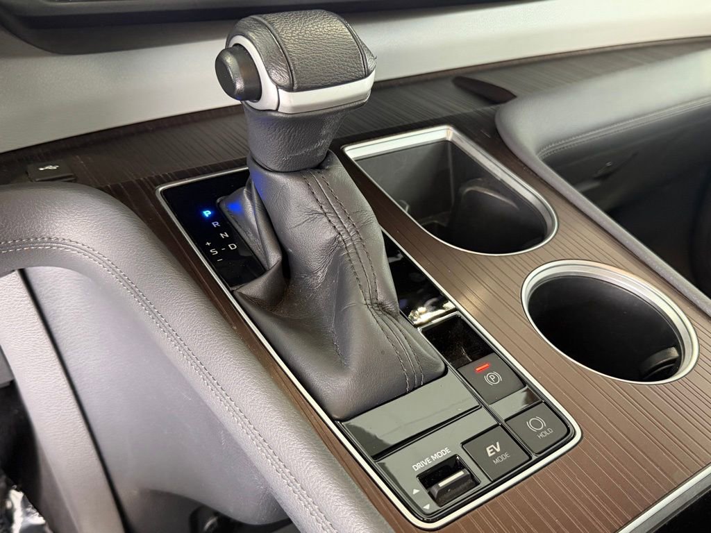 Certified 2021 Toyota Sienna XLE FWD image 29