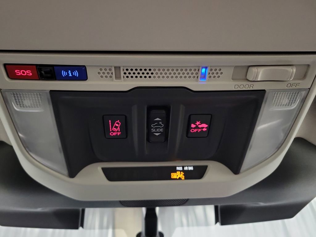 Used 2023 Subaru Forester Premium image 23