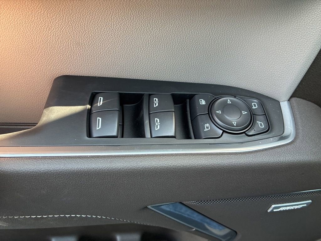 New 2026 Chevrolet Traverse LT image 25