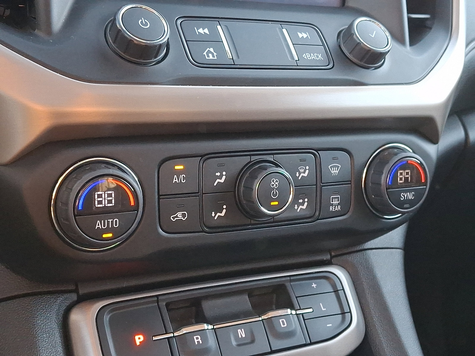 Certified 2023 GMC Acadia Denali w/ Black Diamond Edition image 15