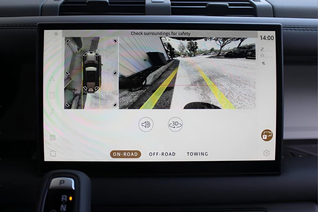 New 2025 Land Rover Defender 110 S AWD/4WD image 24
