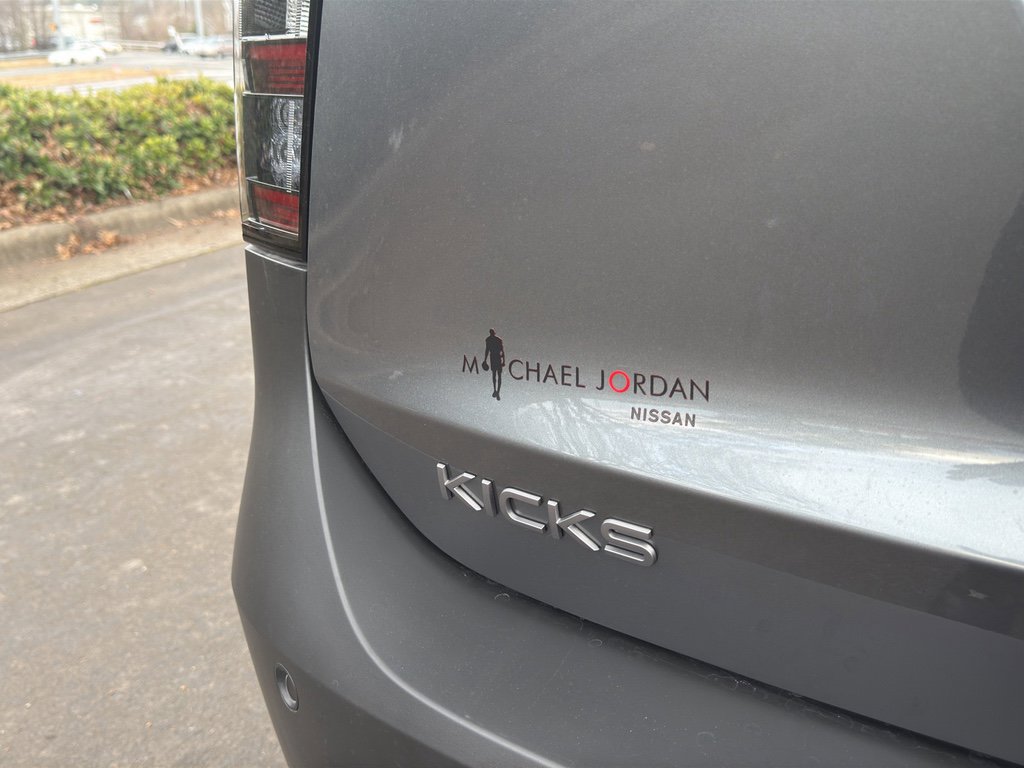 New 2026 Nissan Kicks SR w/ SR Premium Package image 14