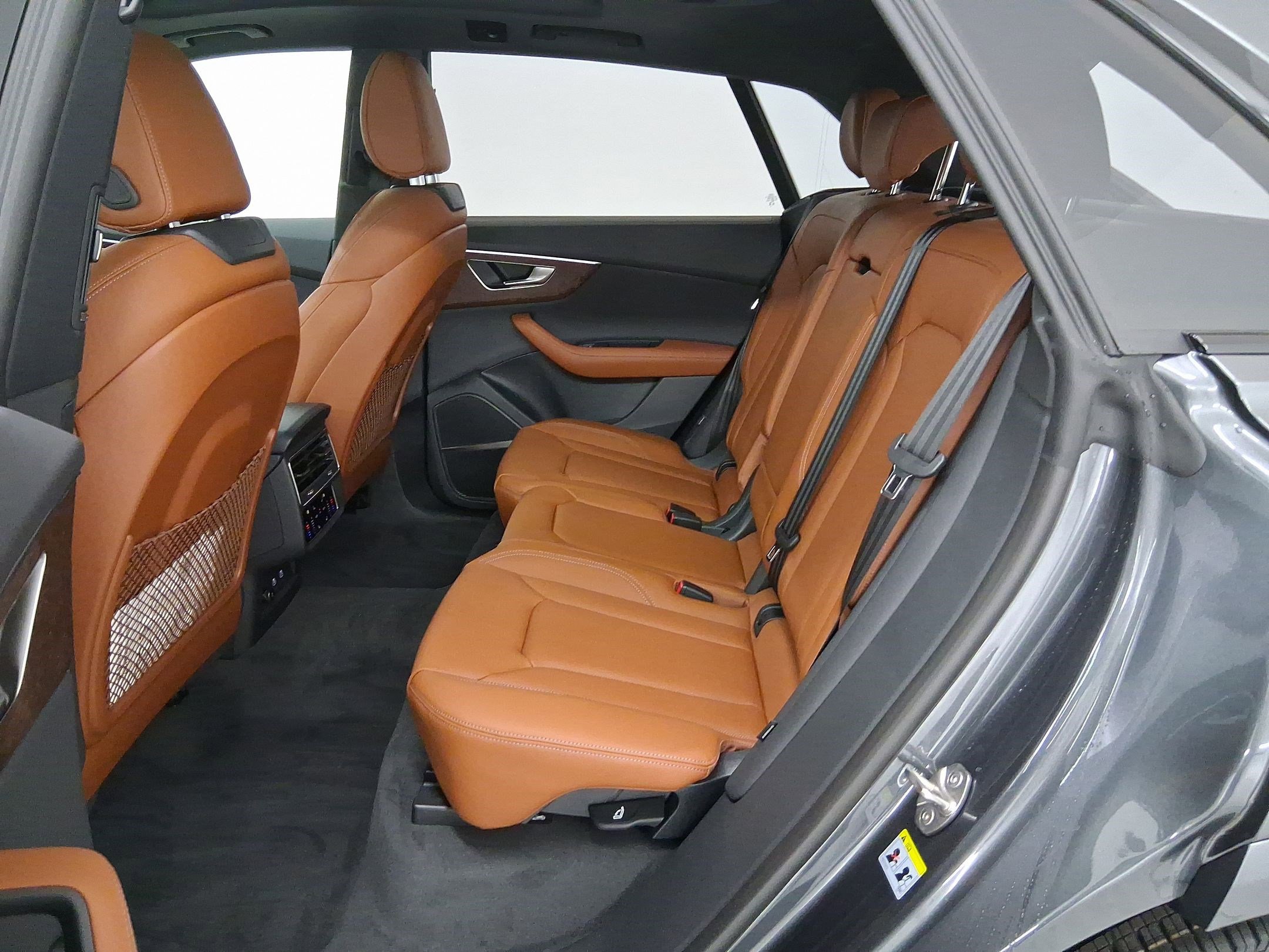 New 2026 Audi Q8 Prestige image 13