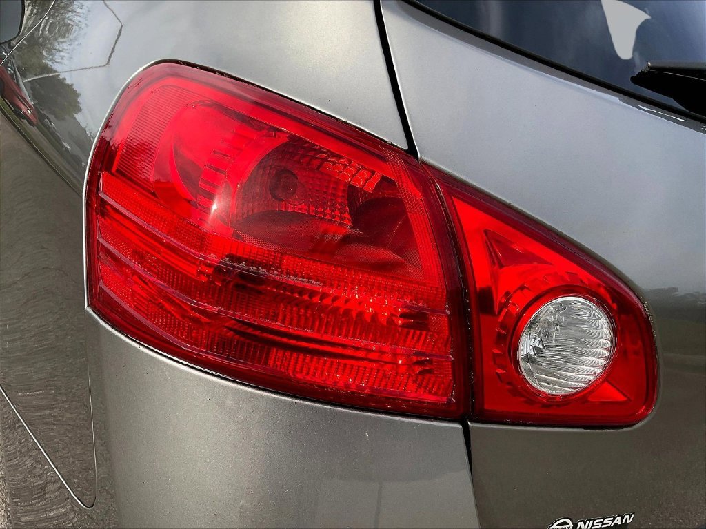 Used 2013 Nissan Rogue S w/ Special Edition Pkg FWD image 24