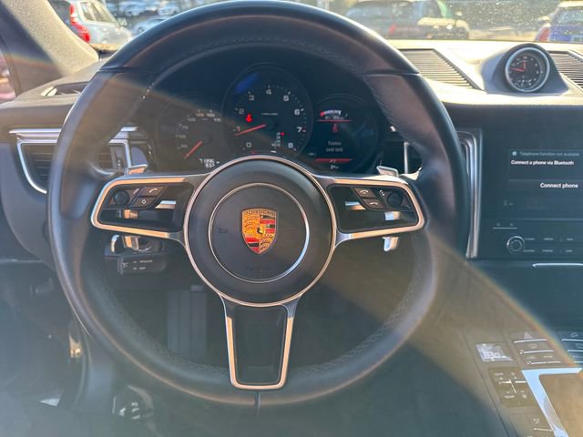 Used 2018 Porsche Macan Sport Edition image 39