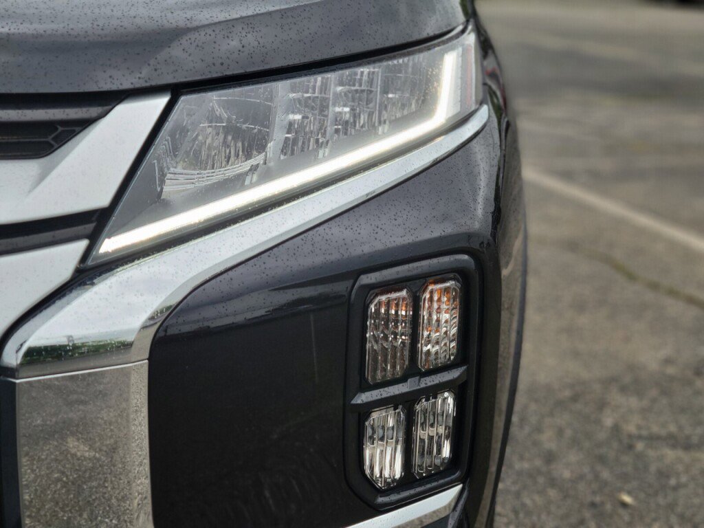 Used 2022 Mitsubishi Outlander Sport ES image 10