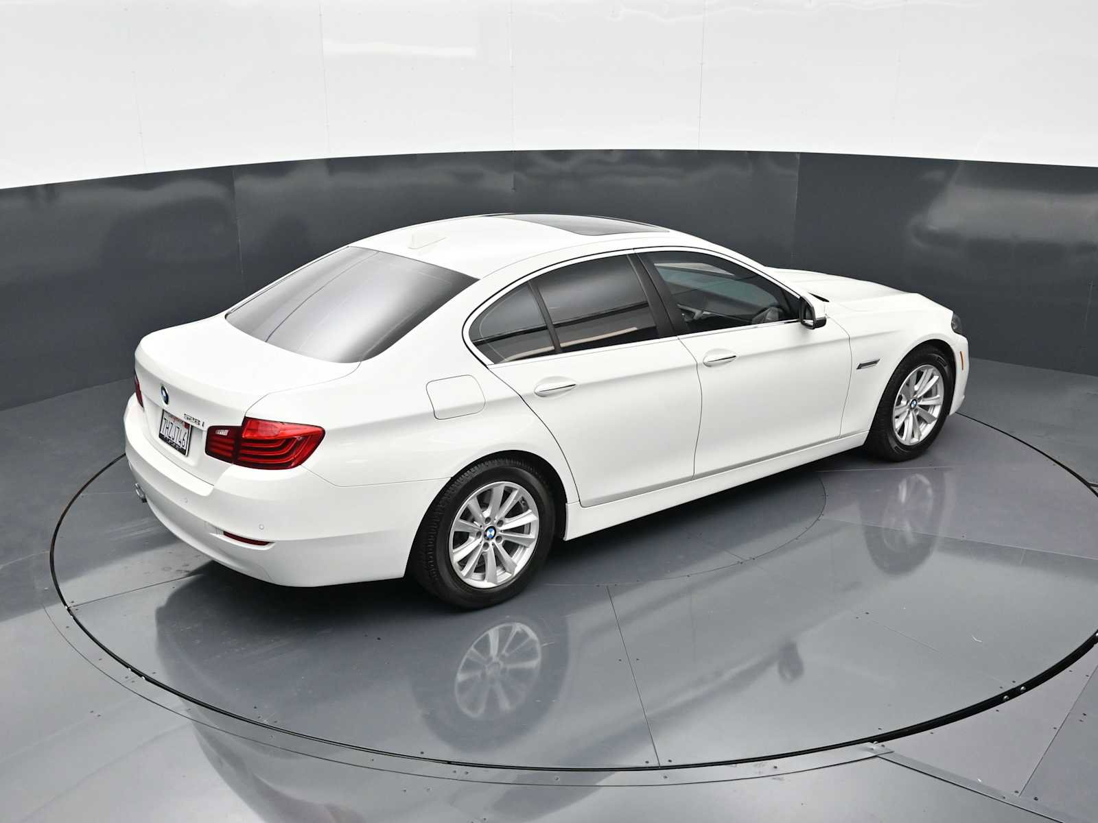 Used 2015 BMW 528i Sedan image 21