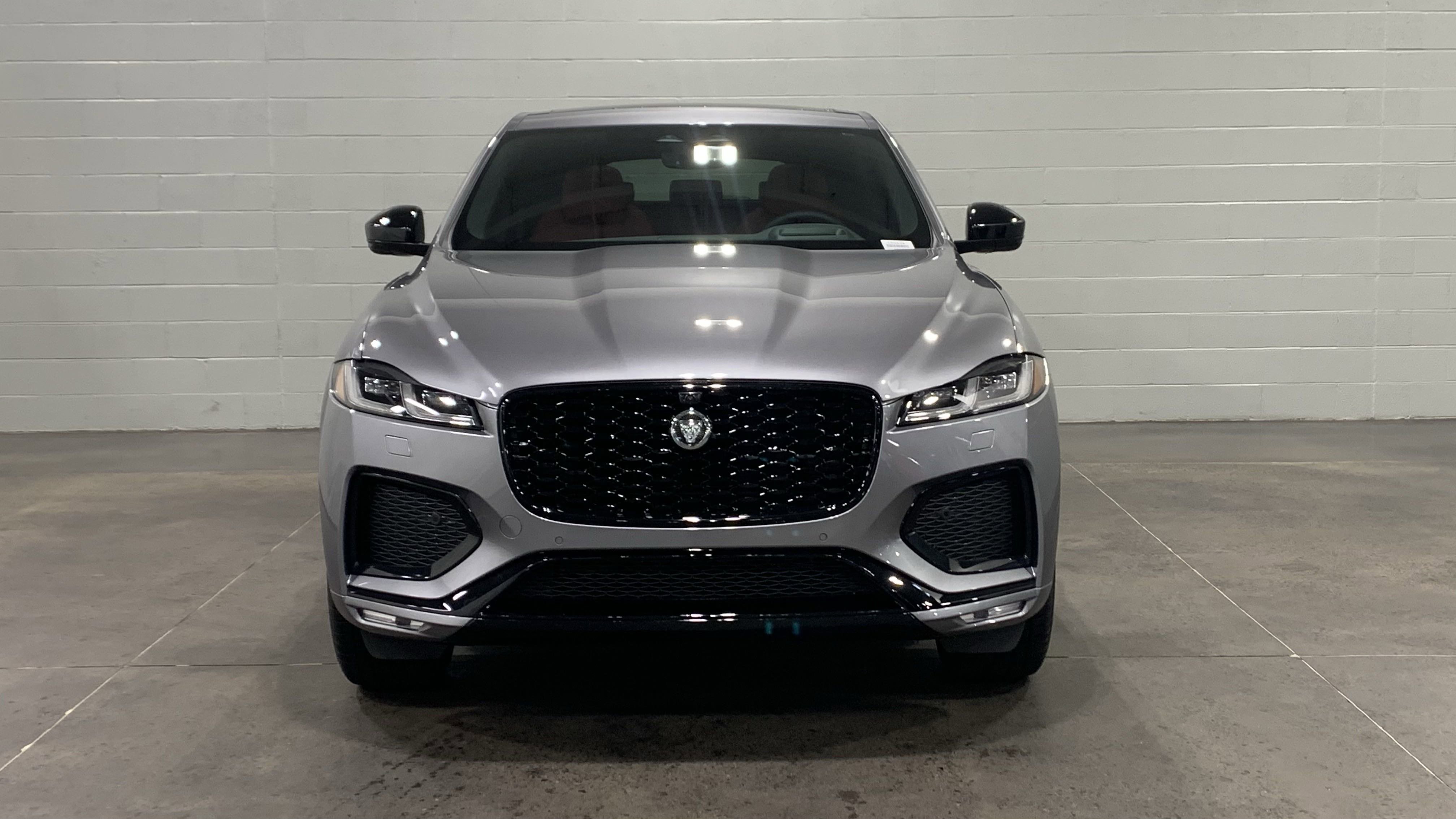 New 2026 Jaguar F-PACE R-Dynamic S image 9