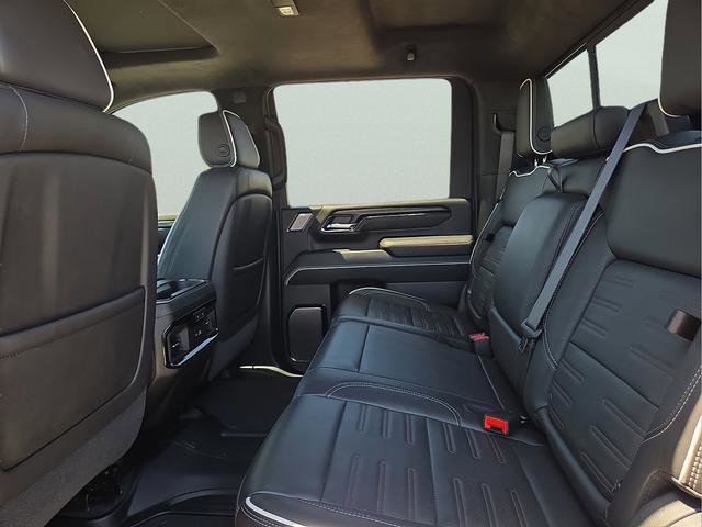 Used 2025 GMC Sierra 2500 AT4X AWD/4WD image 19