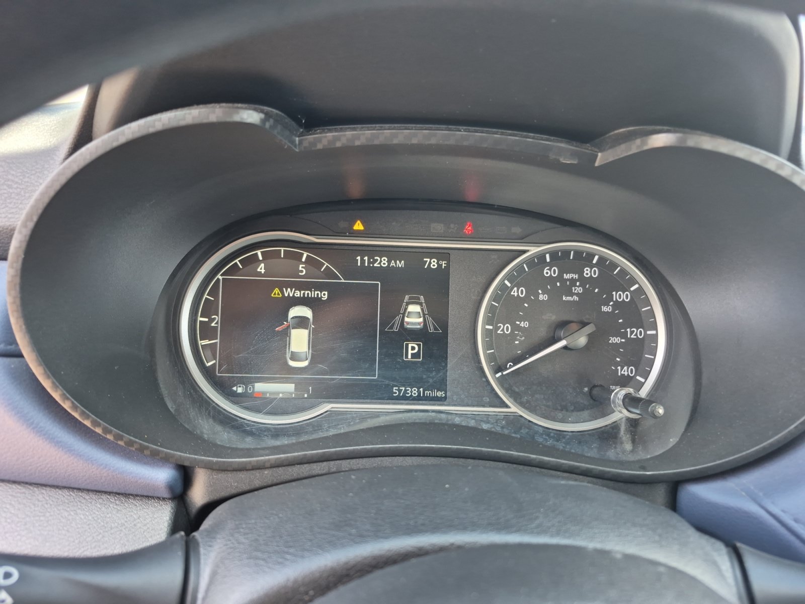 Used 2024 Nissan Versa SV FWD image 10