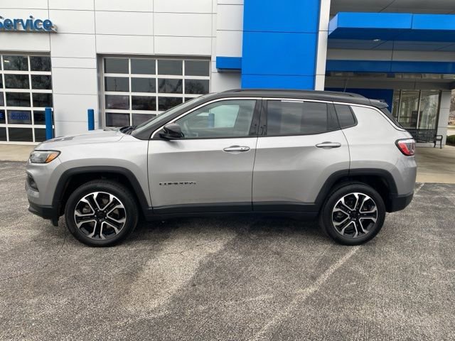 Used 2023 Jeep Compass Limited w/ Sun and Sound Group image 2