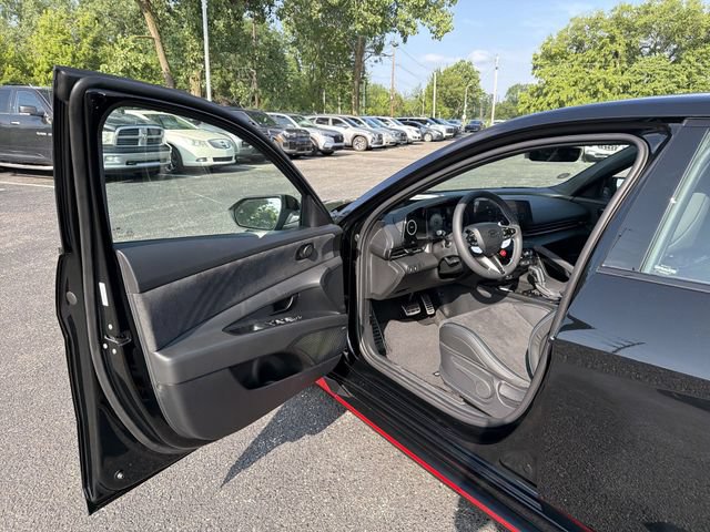New 2026 Hyundai Elantra N FWD image 18