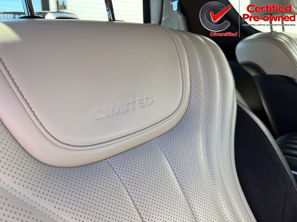Used 2019 INFINITI QX80 Limited w/ All-Season Package AWD/4WD image 26