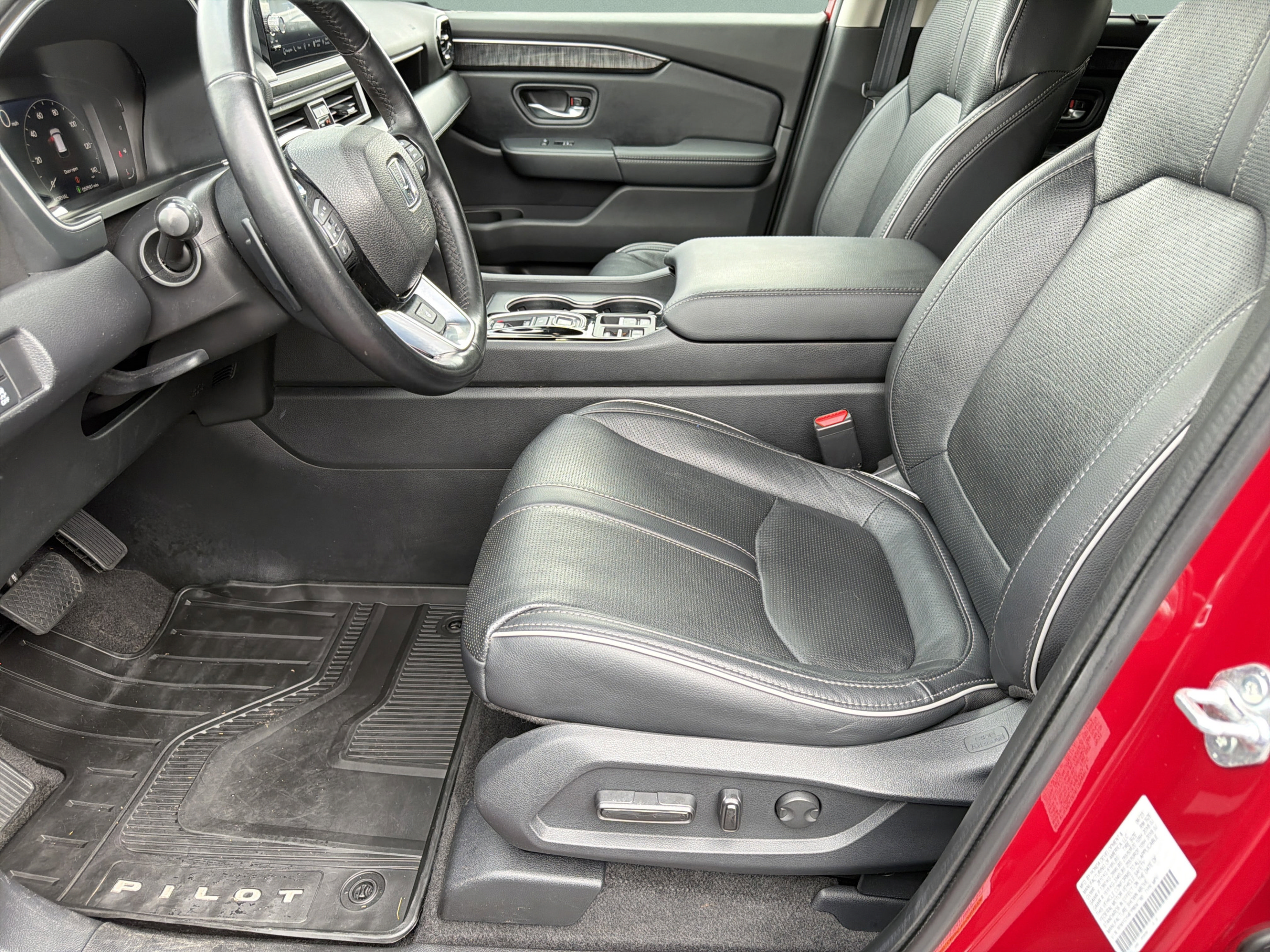 Certified 2023 Honda Pilot Elite image 14