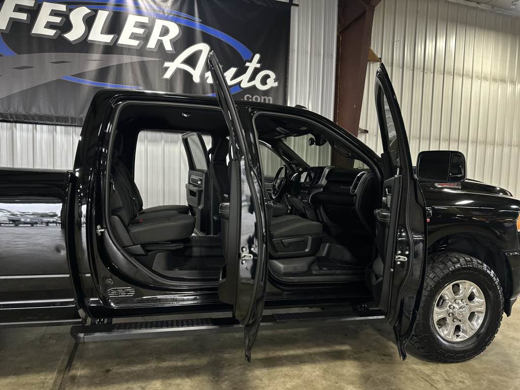 Used 2021 RAM 3500 Big Horn w/ Level 1 Equipment Group image 26