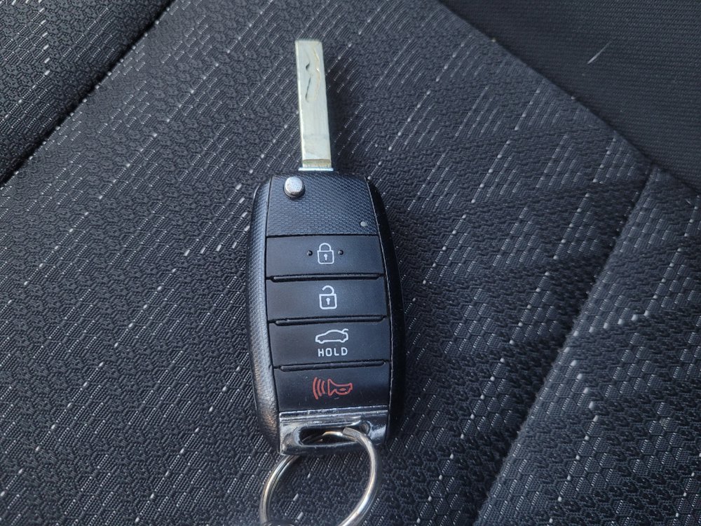Used 2020 Kia Rio S FWD image 32