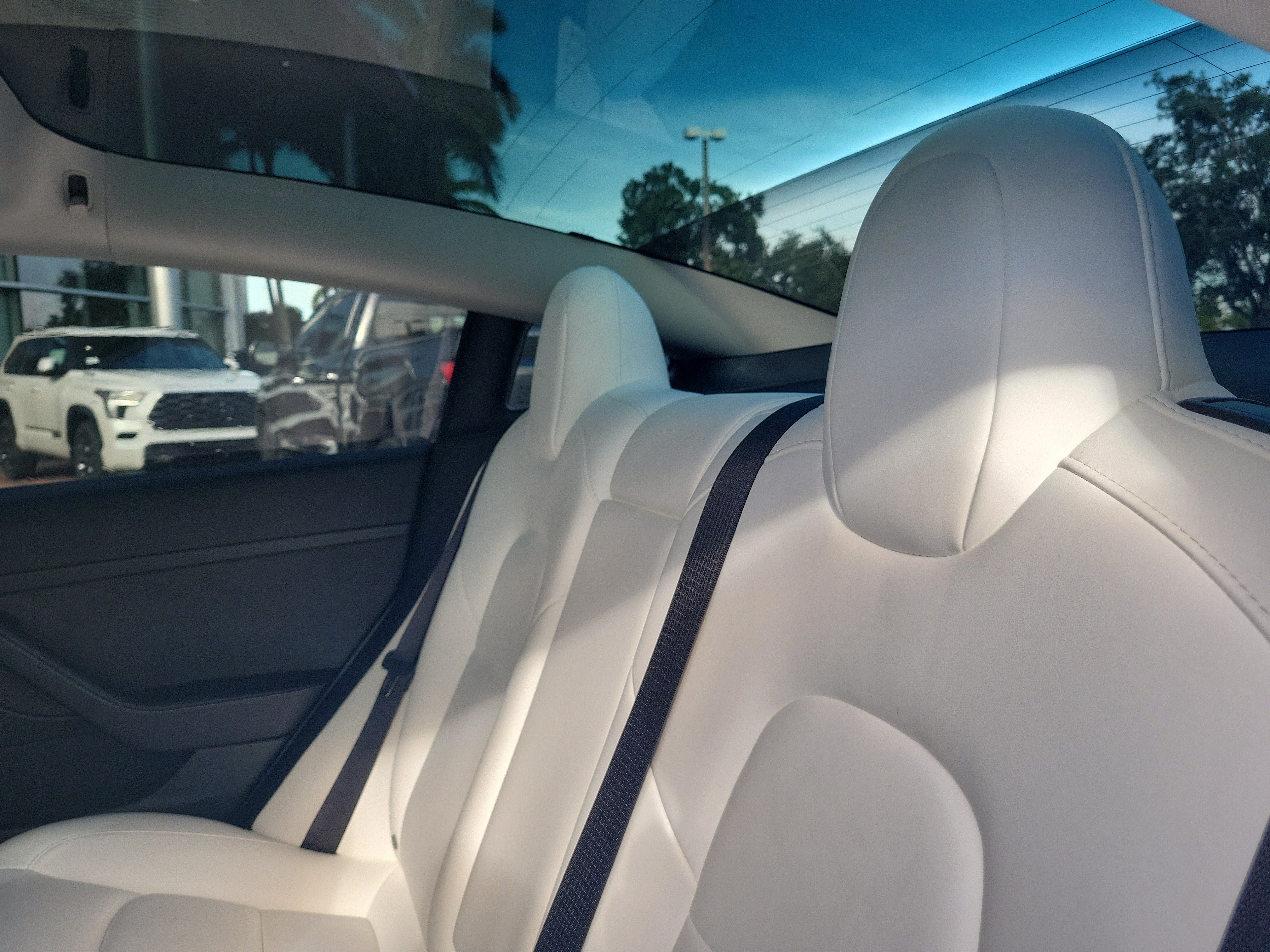 Used 2023 Tesla Model 3 Standard Range RWD image 14